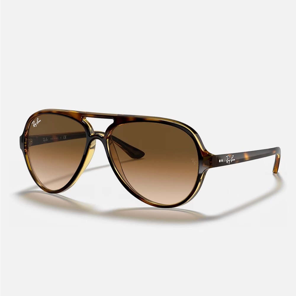 Ray Ban Sunglasses: CATS 5000 CLASSIC